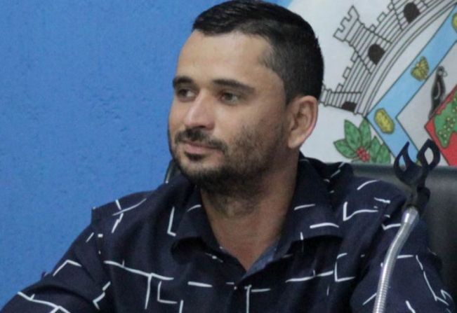  Vereador sugere a manutenção de bueiros como medida de combate à dengue em Lucianópolis
