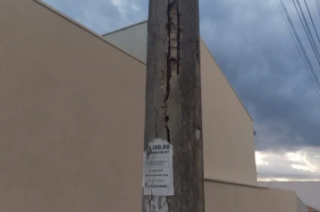 Foto - Pedido de Providência nº 15/2025 - Troca de Postes na Rua Anésio Justino