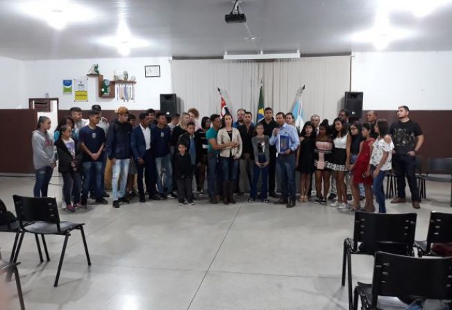 Moção de Aplausos ao Prof. João e Equipe do Atletismo do CRAS