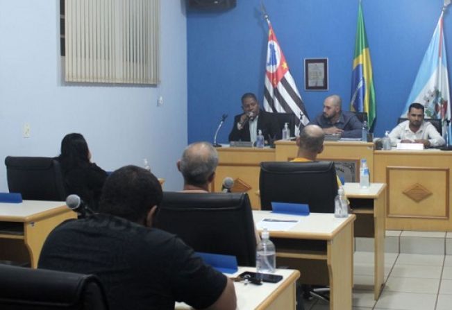 Vereadores de Lucianópolis Aprovam Moção de Aplauso aos Servidores Municipais